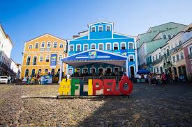 Salvador Literária: Flipelô Transforma Pelourinho em Um Grande Palco de Cultura