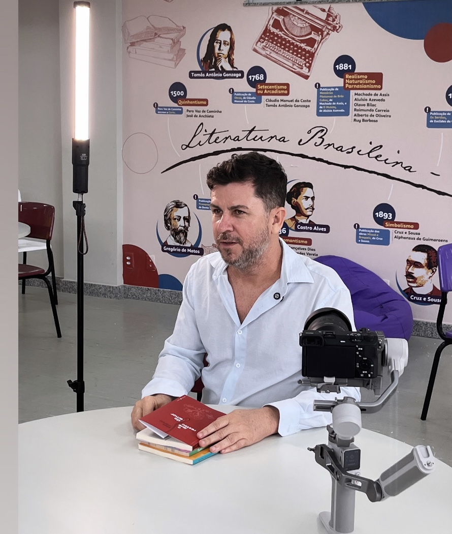 Elias Marcio apresenta ‘O Que Restou do Amor’, novo lançamento pela Editora Lumina
